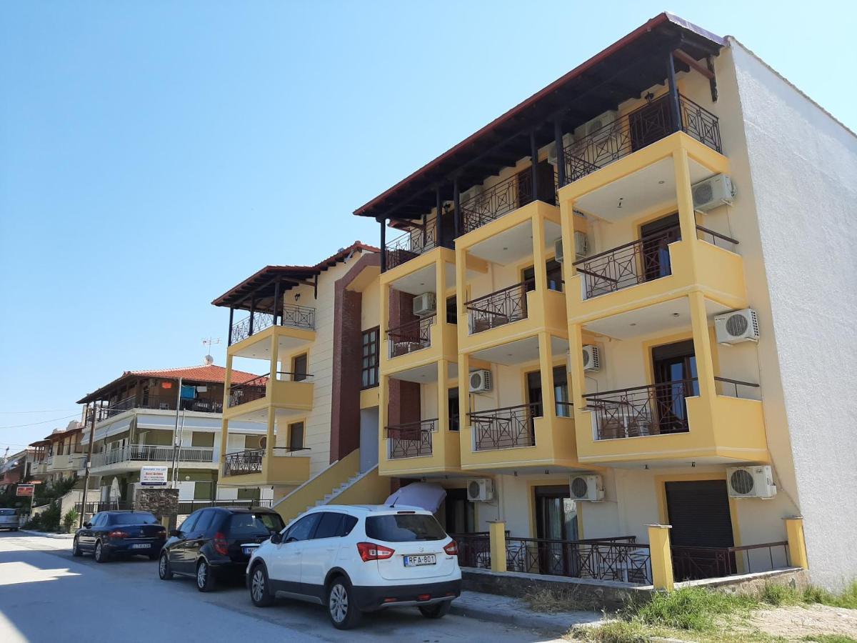 Hotel Kosmas 사르티 외부 사진