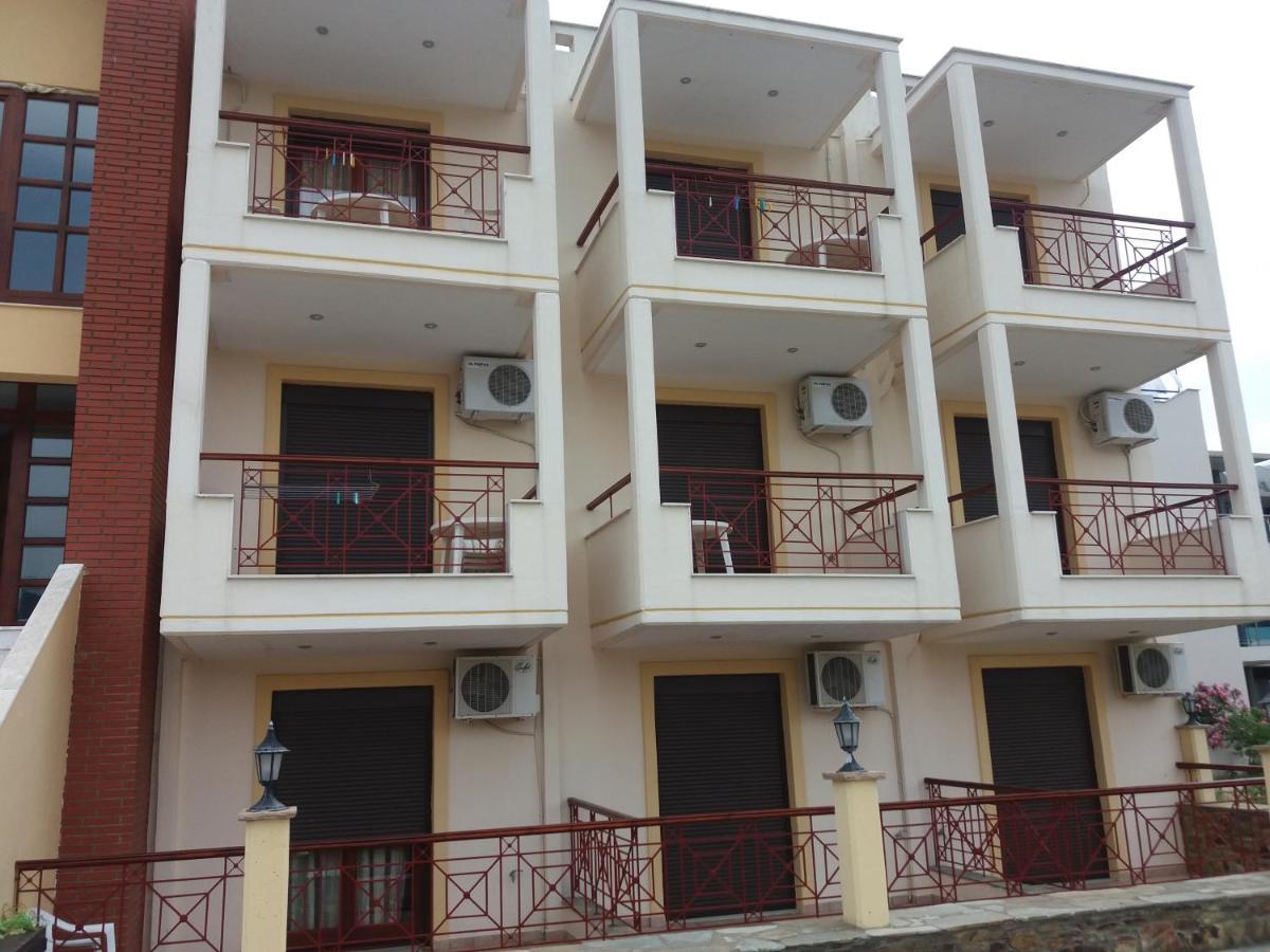 Hotel Kosmas 사르티 외부 사진