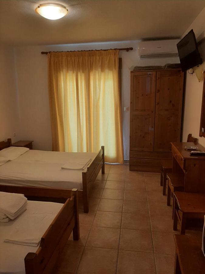 Hotel Kosmas 사르티 외부 사진