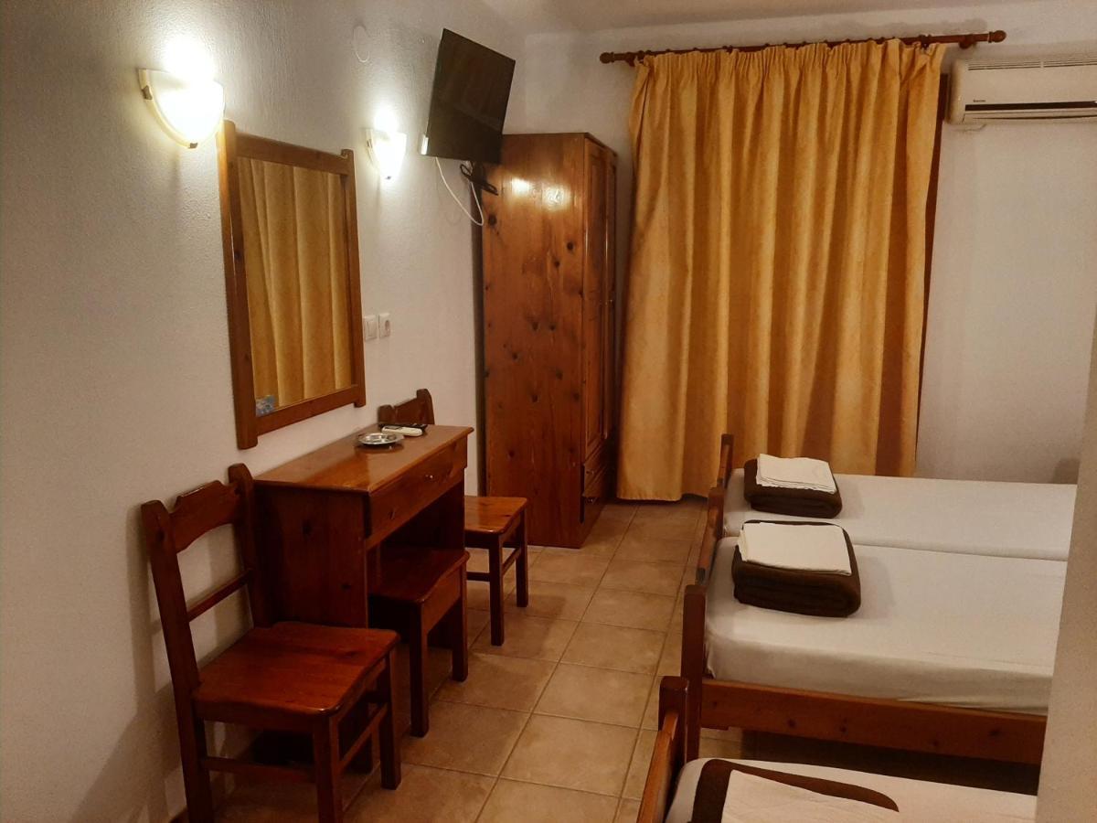 Hotel Kosmas 사르티 외부 사진