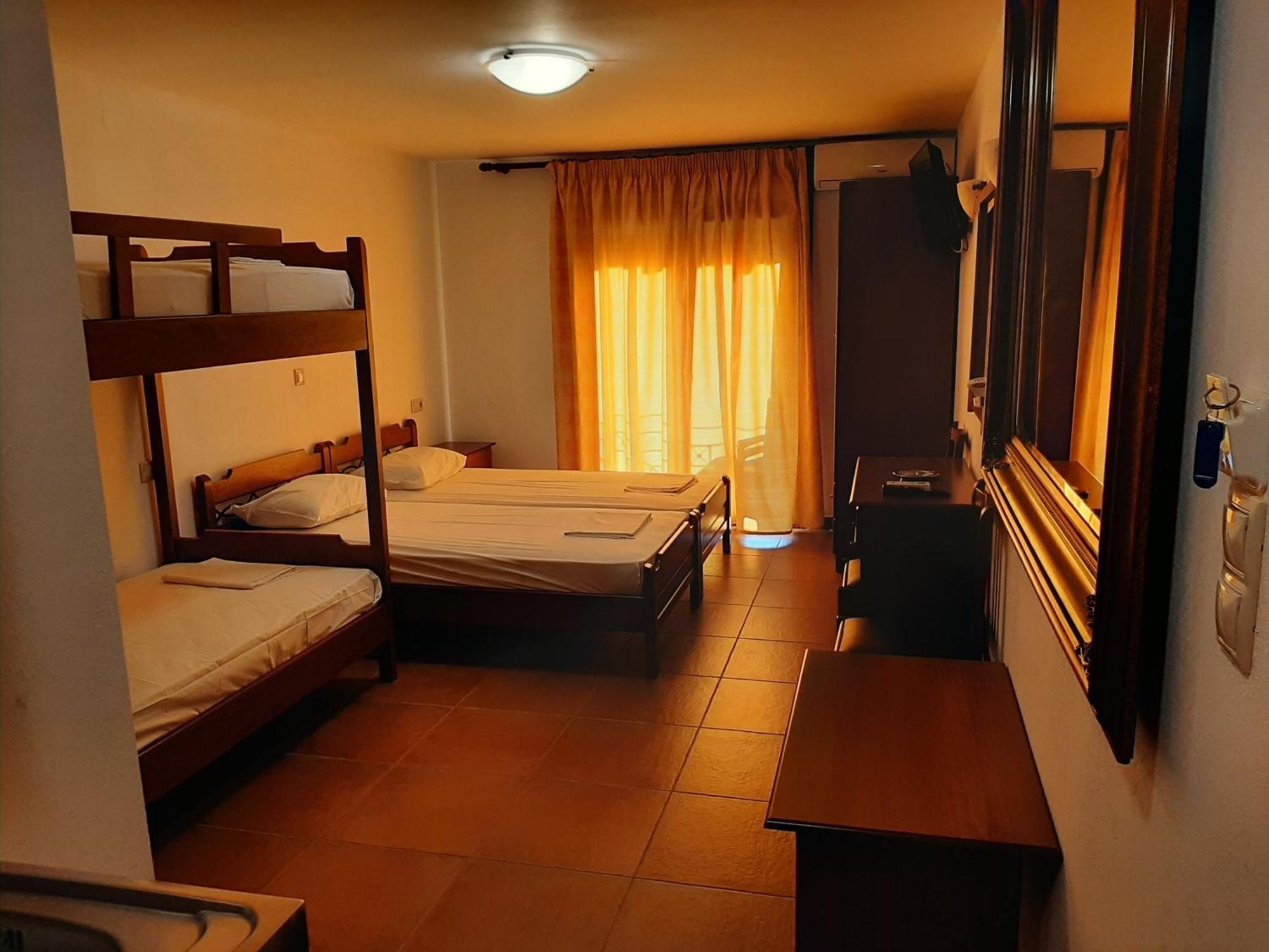 Hotel Kosmas 사르티 객실 사진