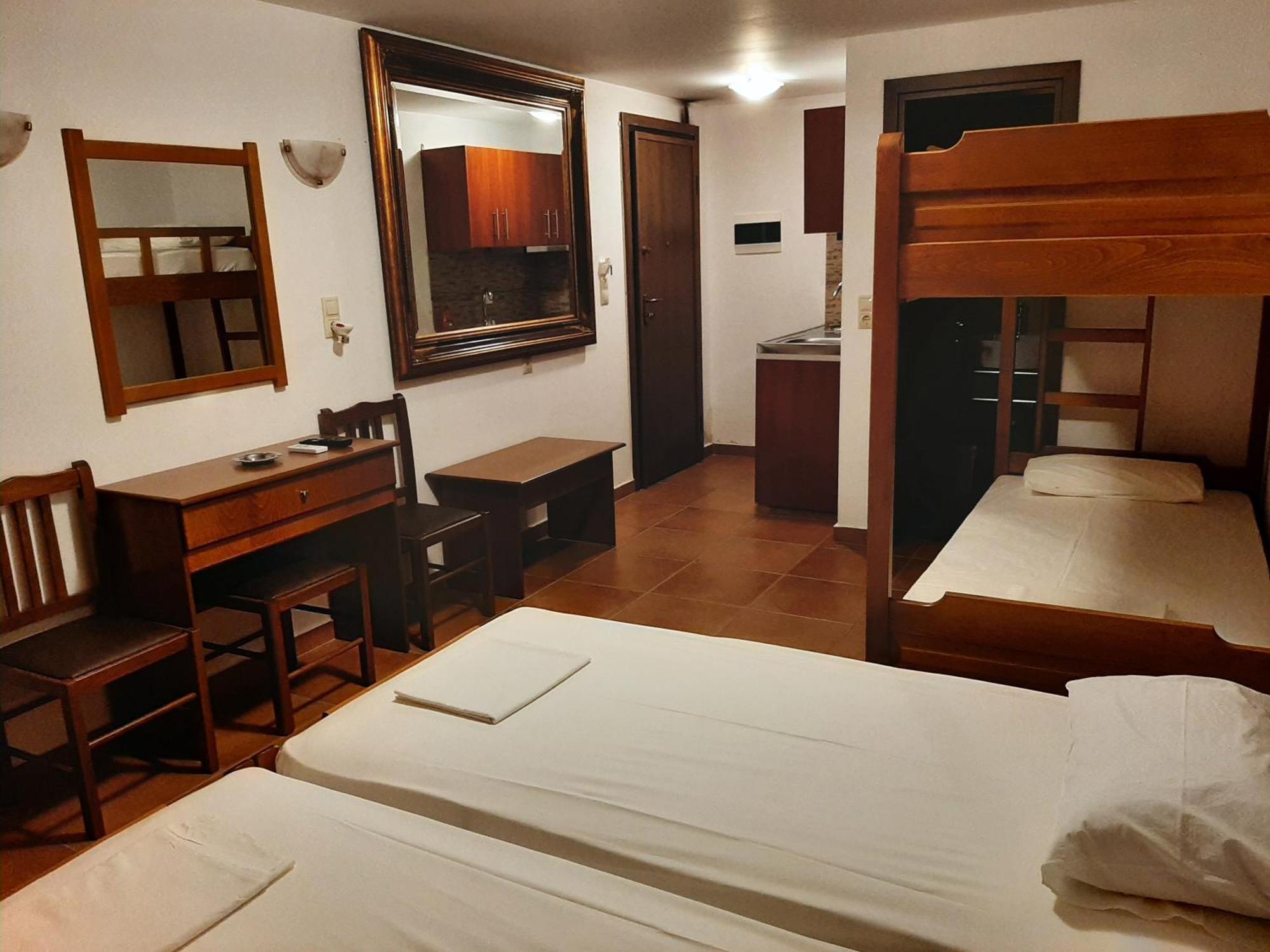 Hotel Kosmas 사르티 객실 사진