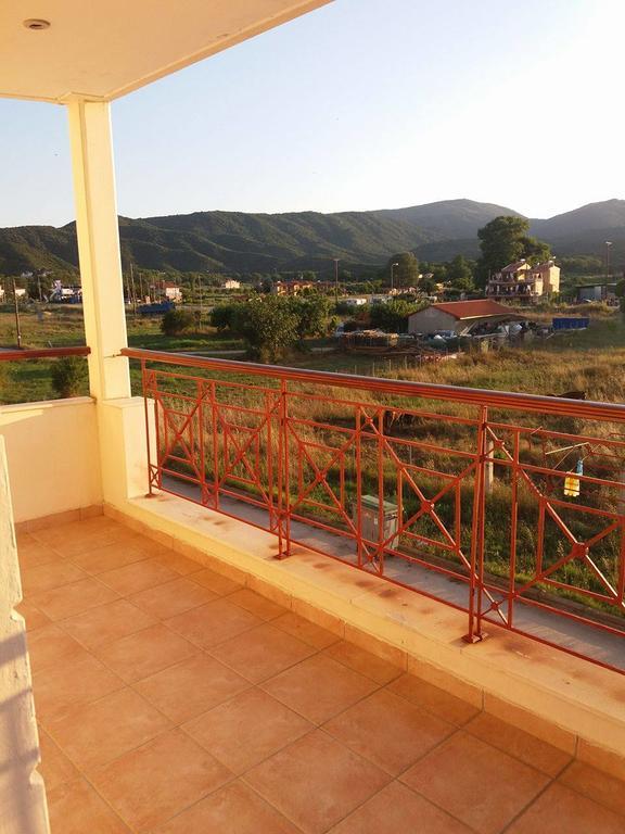 Hotel Kosmas 사르티 외부 사진
