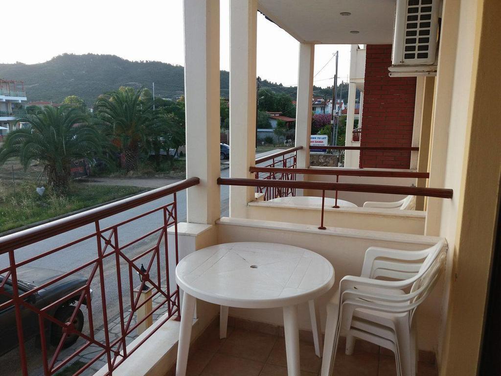 Hotel Kosmas 사르티 외부 사진