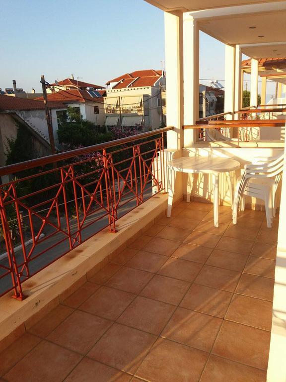 Hotel Kosmas 사르티 외부 사진
